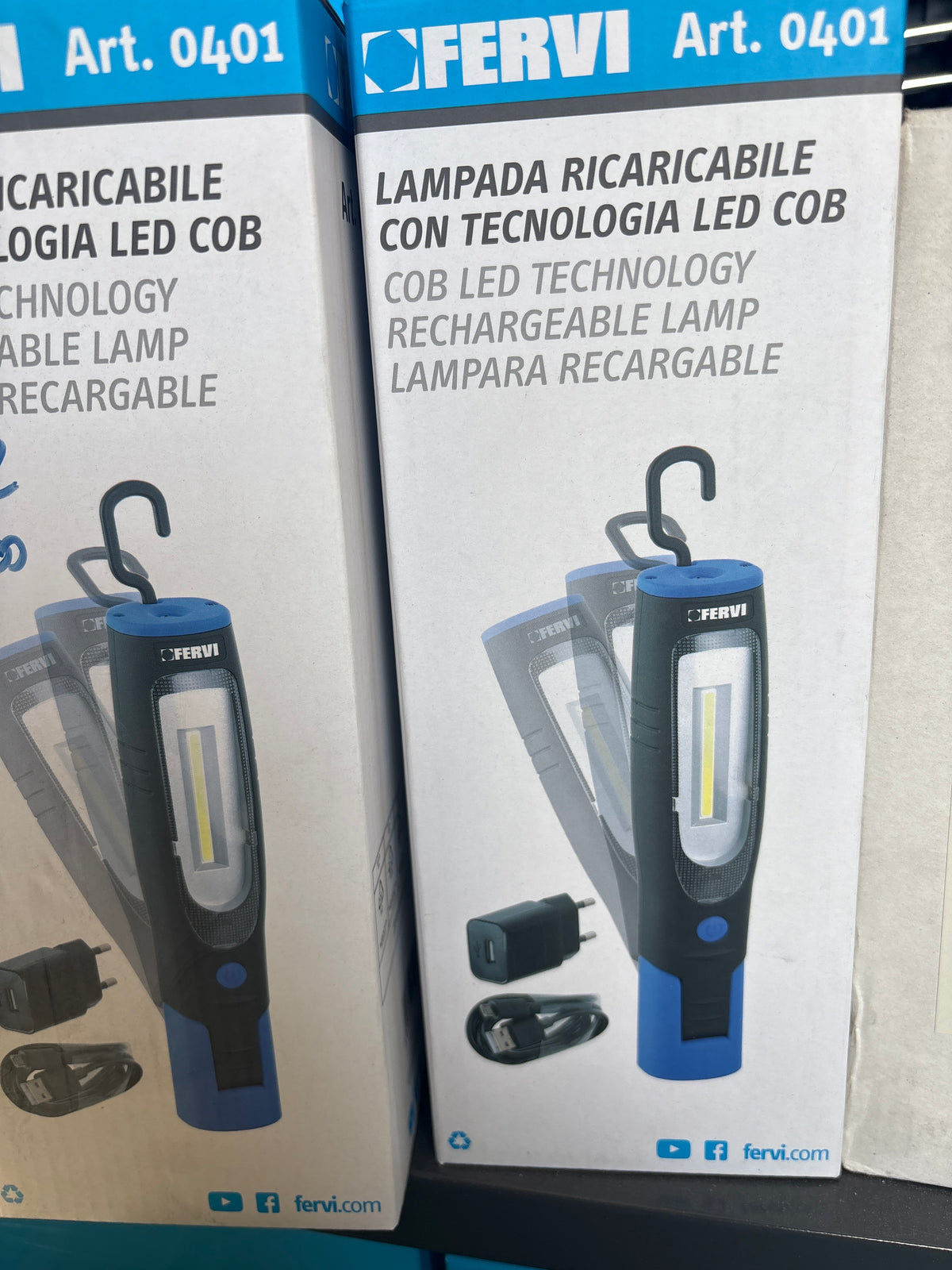 LAMPADA RICARICABILE CON TECNOLOGIA LED COB"