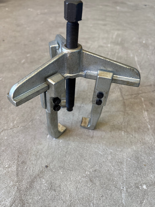 ESTRATTORE A 3 GRIFFE Max Ø 120 mm - h 101 mm     E191/120
